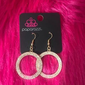 Bubbly Babe gold earrings